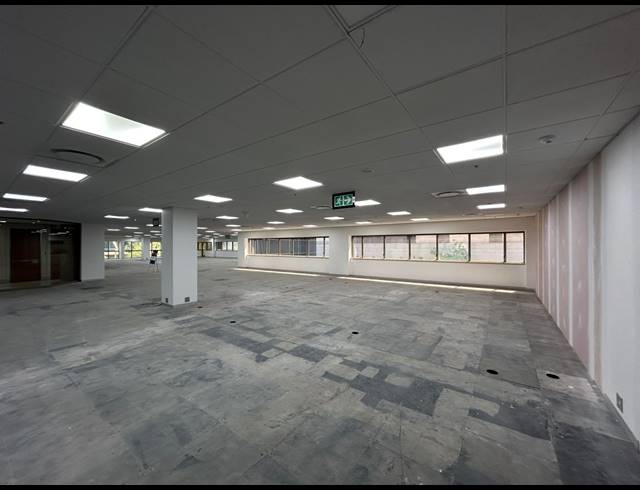 787M² OFFICE TO LET IN SANDTON CENTRAL